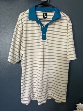 FootJoy Men’s cream Polo with Teal Contrast Collar